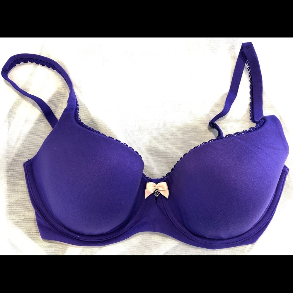 Victoria’s Secret Body By Victoria Lined Bra